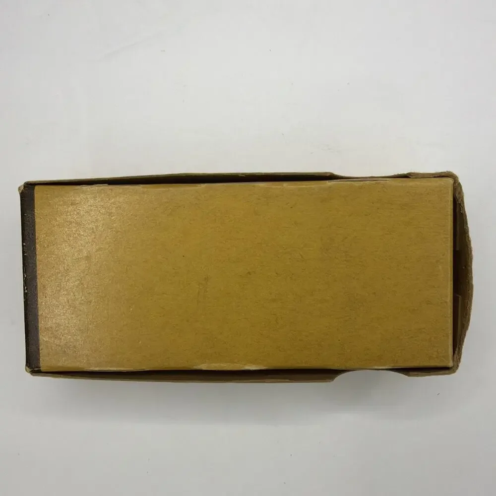 Bostitch Staples B8 Opened Vintage Box Approx 4500 Display Prop Decoration Gift